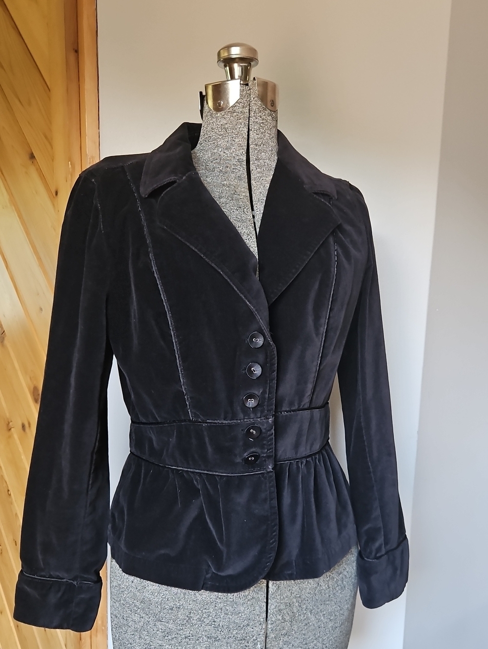 Black Velvet Tailored Button-Front Women's Jacket Small